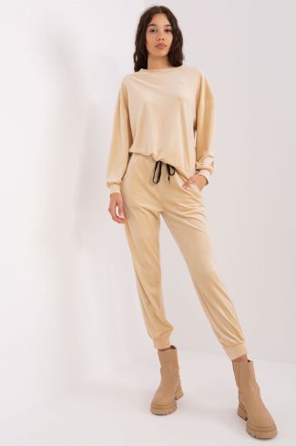 1013984 Set model 191740 Italy Moda
