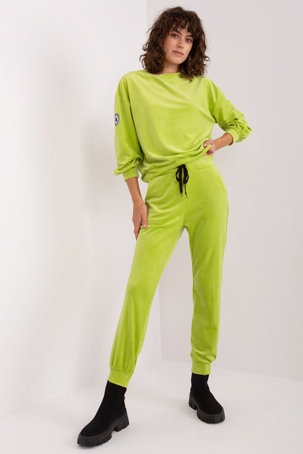 1013987 Set model 191741 Italy Moda