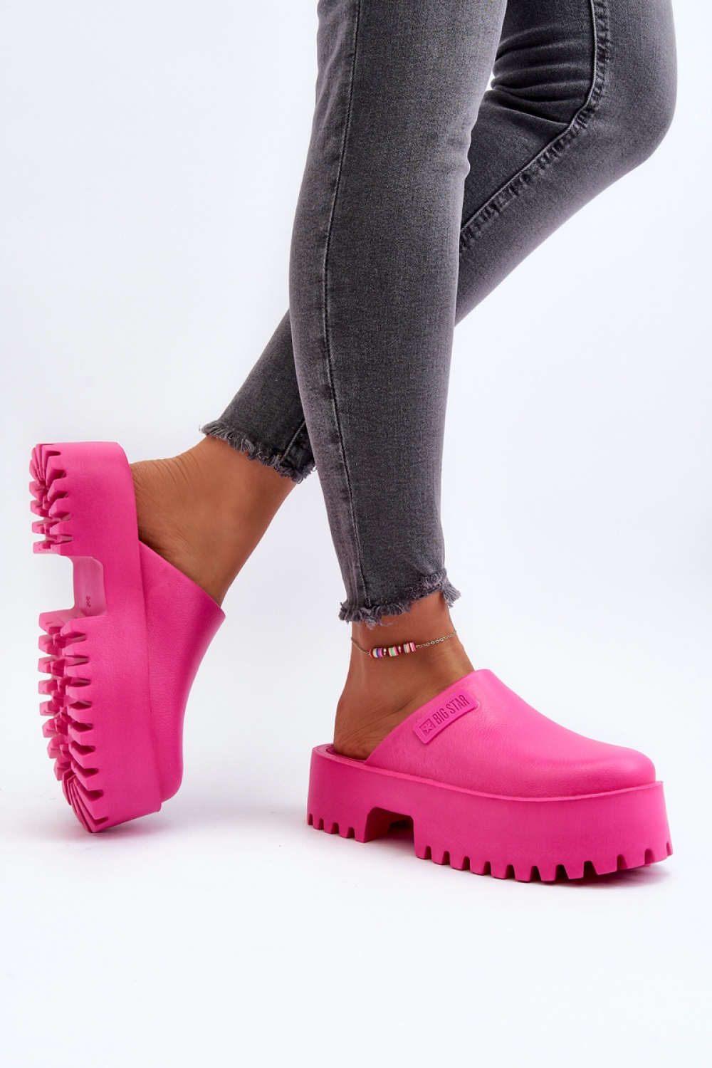 1020891 Flip-flops model 194122 Step in style