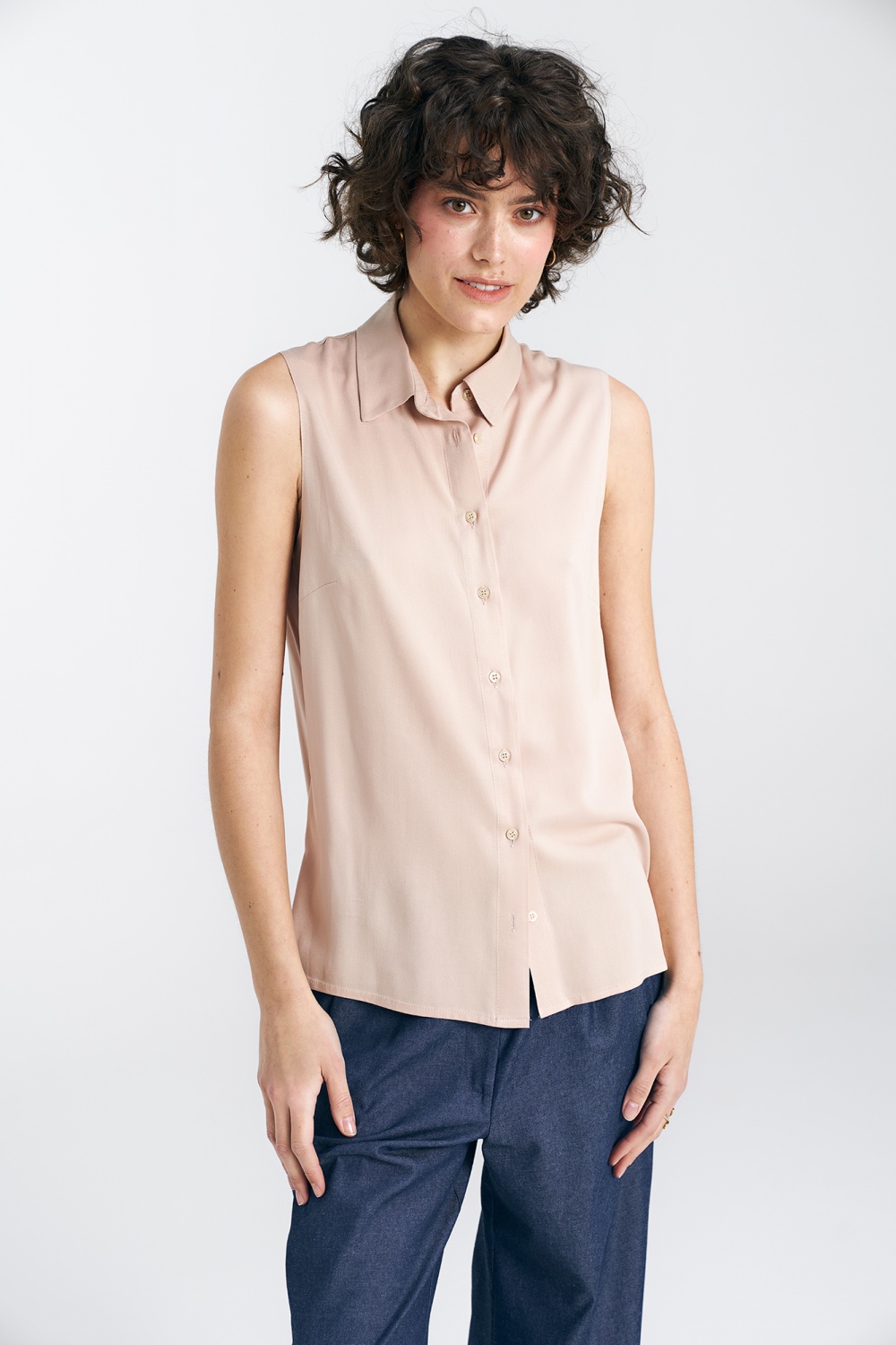 1024024 Shirt model 195174 Nife