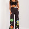 1028626 Women trousers model 196579 Italy Moda