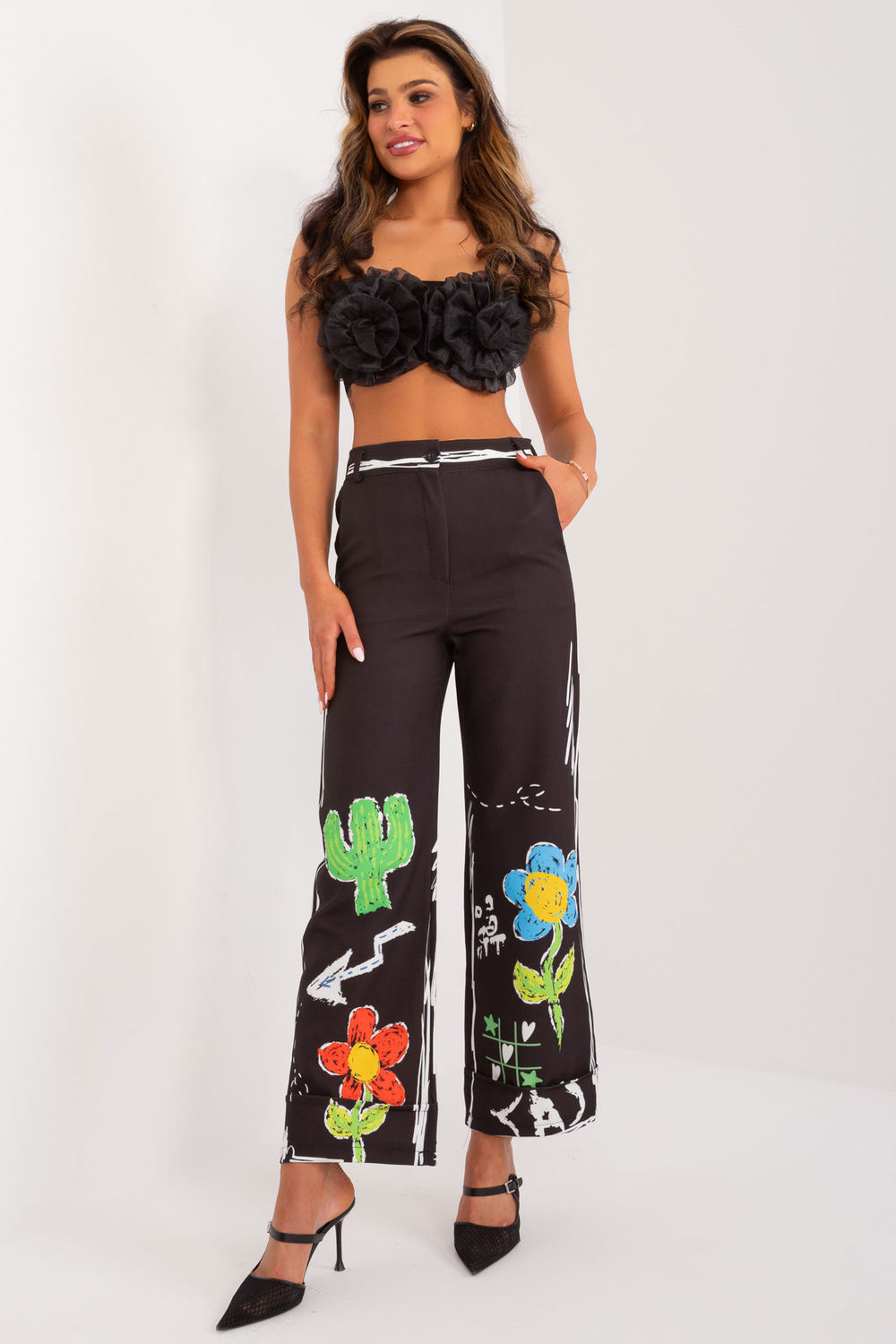 1028626 Women trousers model 196579 Italy Moda