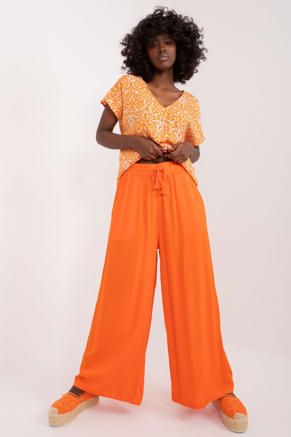 1029656 Women trousers model 196904 Sublevel