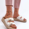 1031302 Buskin model 197419 Step in style