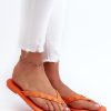 1031830 Japanese flip-flops model 197614 Step in style