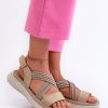 1032099 Buskin model 197711 Step in style
