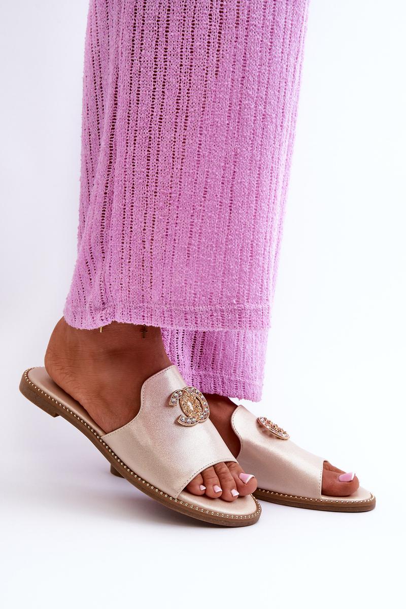 1033309 Flip-flops model 198142 Step in style