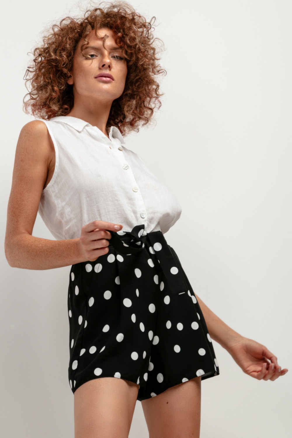 1034534 Shorts model 198558 Tessita