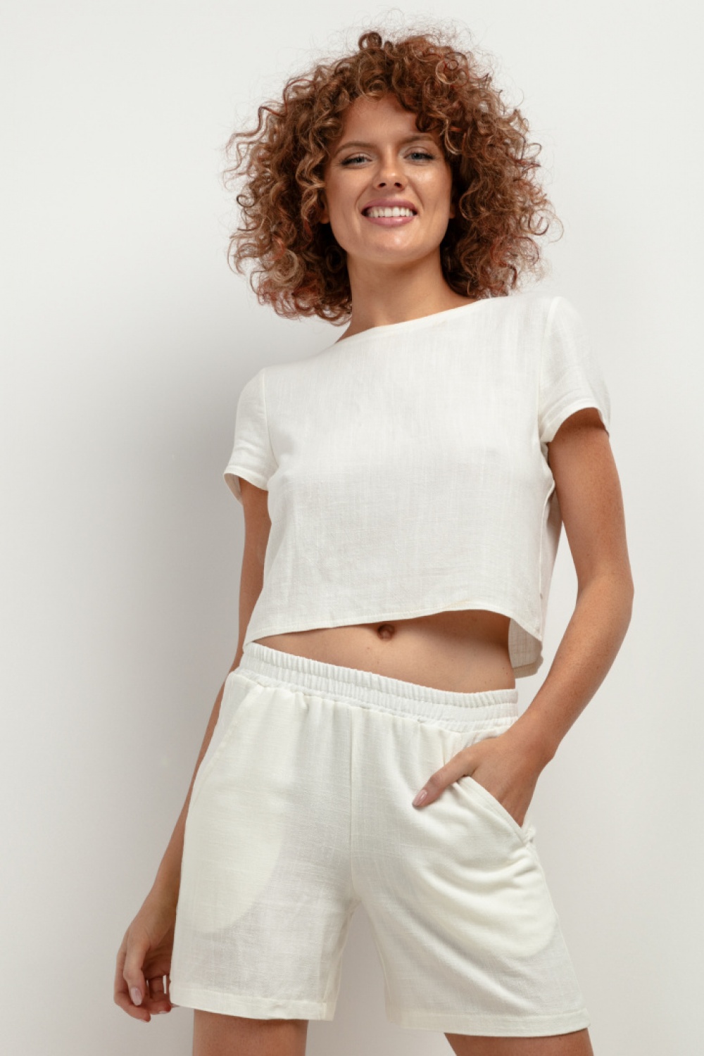 1034537 Shorts model 198559 Tessita