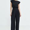 1037711 Suit model 199705 Nife