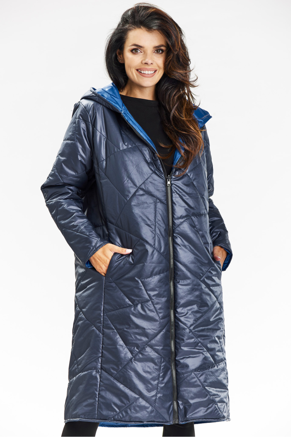 1040046 Coat model 200548 awama
