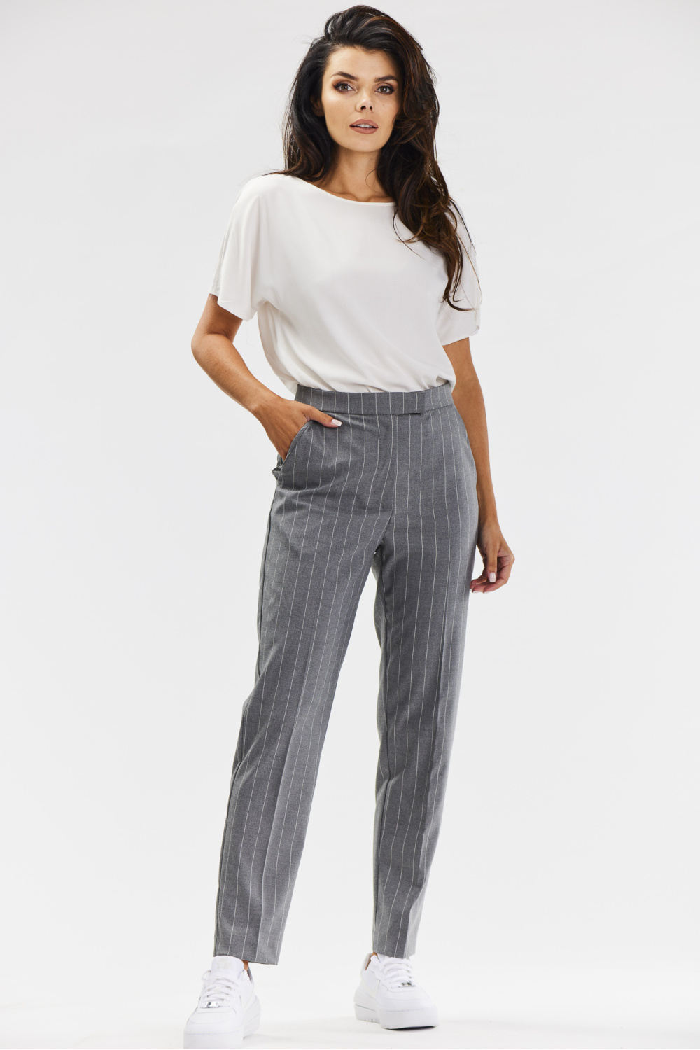 1040099 Women trousers model 200562 awama