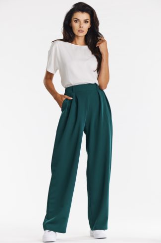 1040134 Women trousers model 200572 awama