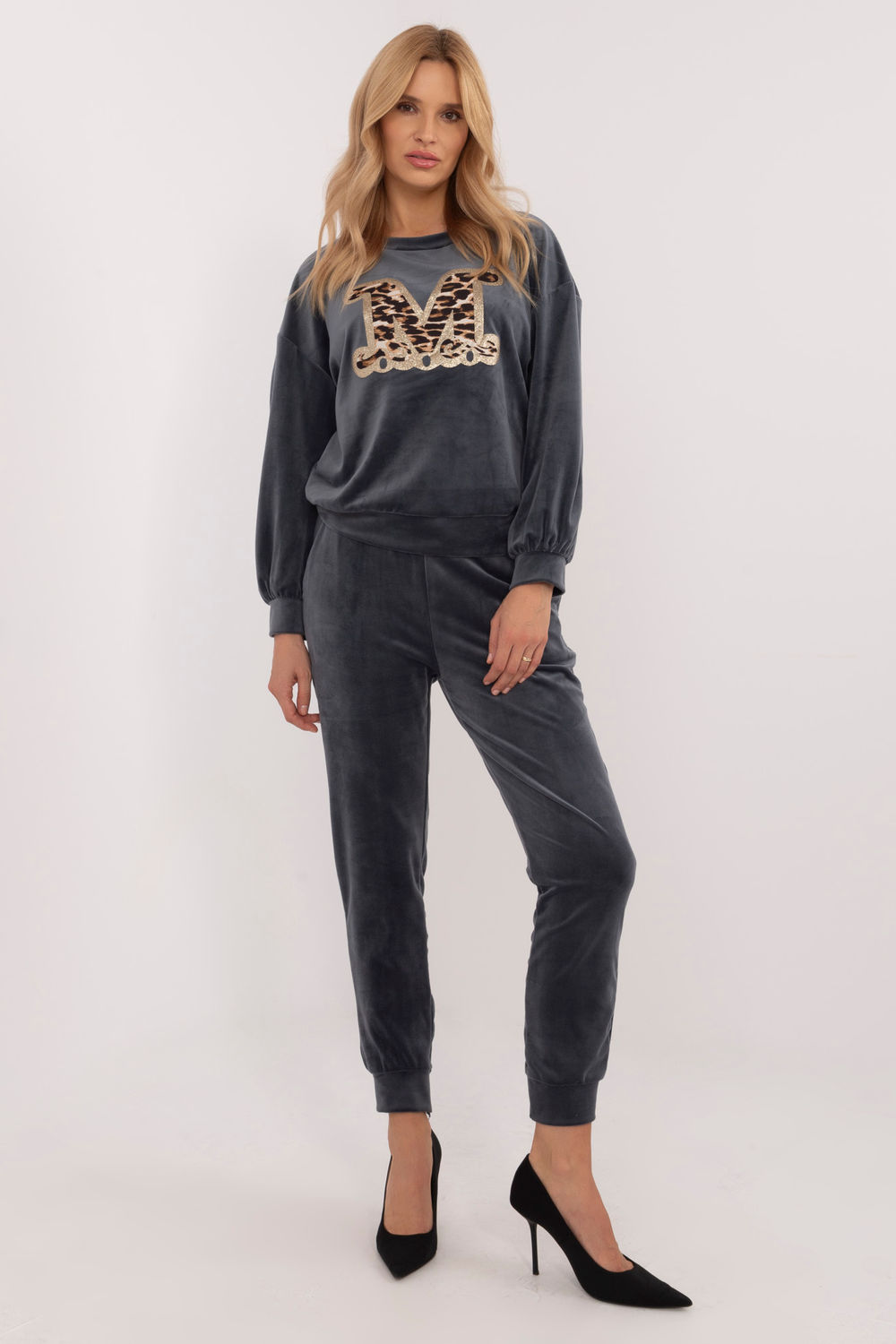 1043328 Set model 201591 Italy Moda