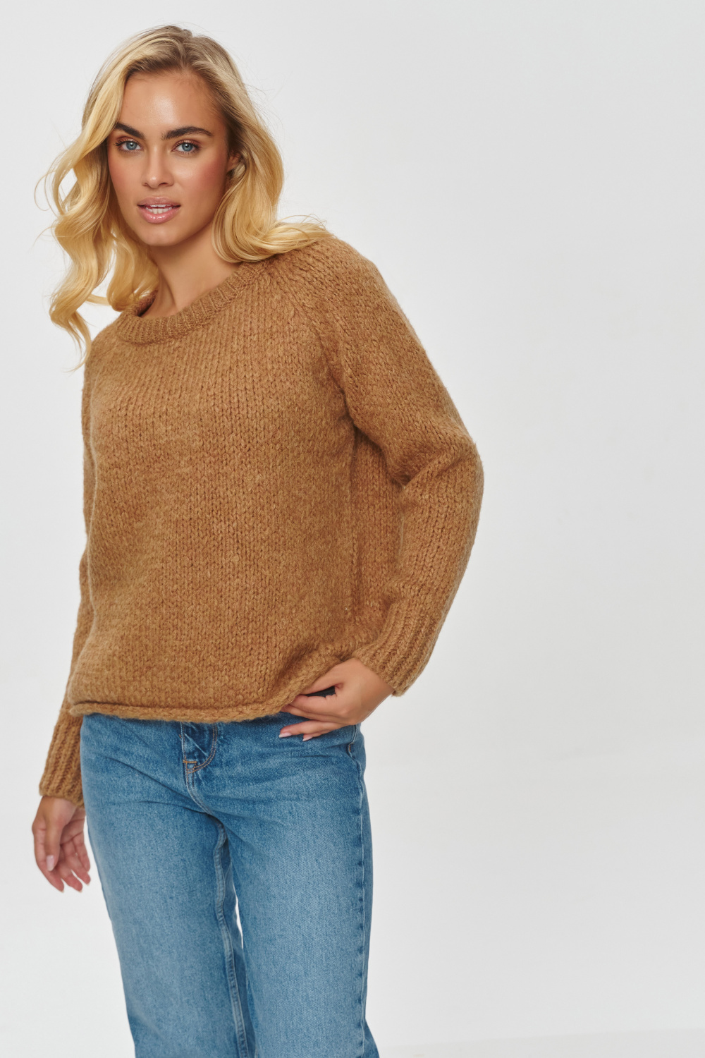 1043951 Jumper model 201807 Makadamia
