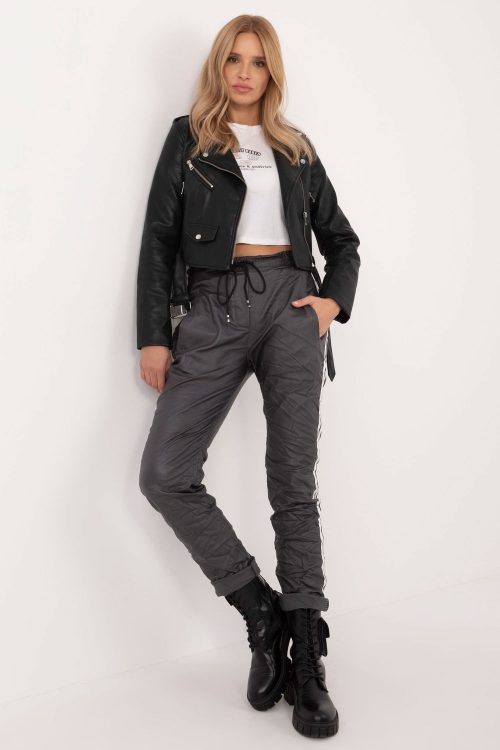 1045871 Women trousers model 202425 Italy Moda