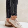 1049524 Sport Shoes model 203627 Step in style