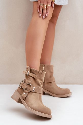 Boots model 203870 Step in style