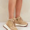 1050425 Sport Shoes model 203918 Step in style
