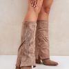 1052797 Heel boots model 204657 Step in style