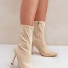 1052931 Heel boots model 204701 Step in style