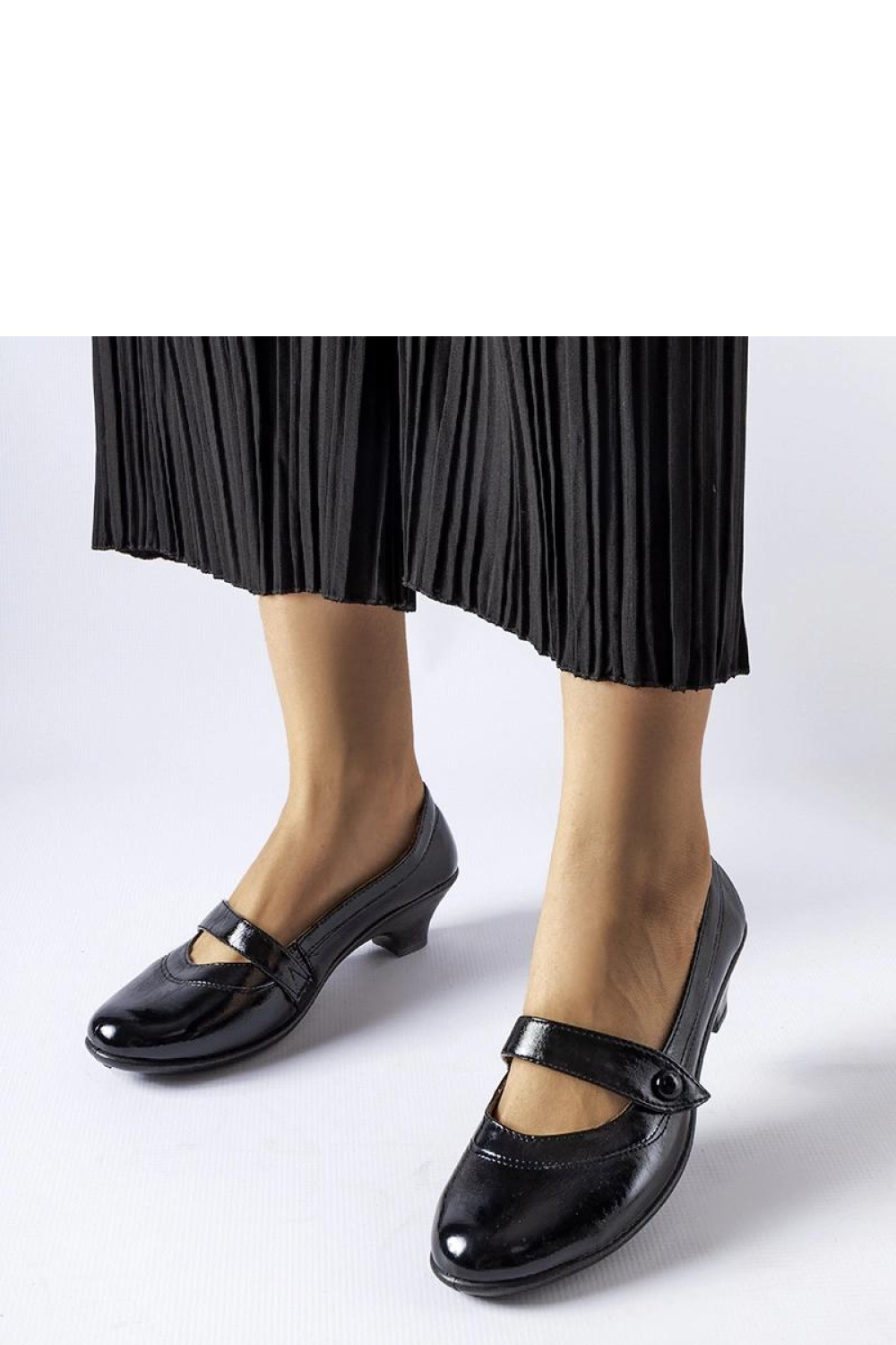 1053156 Block heel pumps model 204768 Solea