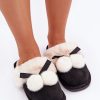 1053657 Slippers model 204932 Step in style