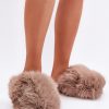 1053720 Slippers model 204953 Step in style