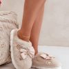 Slippers model 204959 Step in style