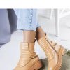 1055620 Boots model 205888 Solea