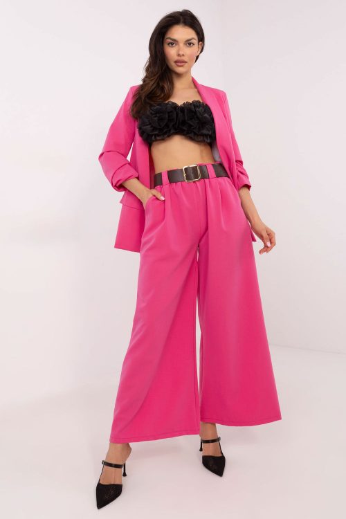 1057601 Women trousers model 206409 Italy Moda