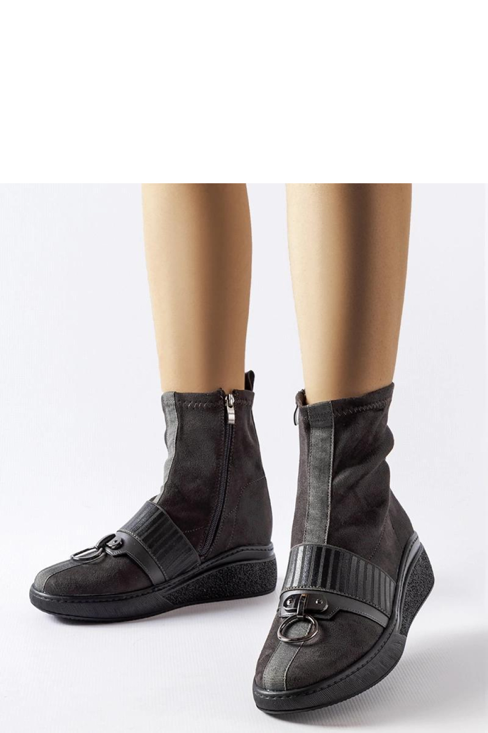 1058002 Buskin boots model 206514 Solea