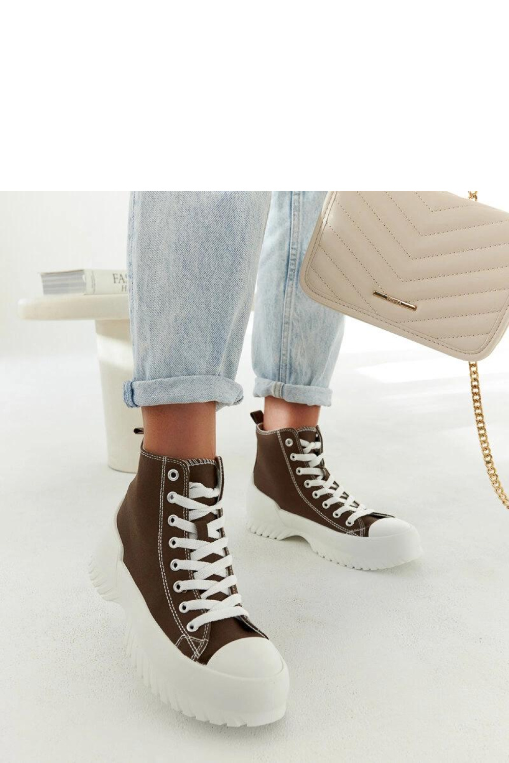 1061553 Sneakers model 207548 Solea