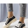 1062927 Sneakers model 207997 Solea