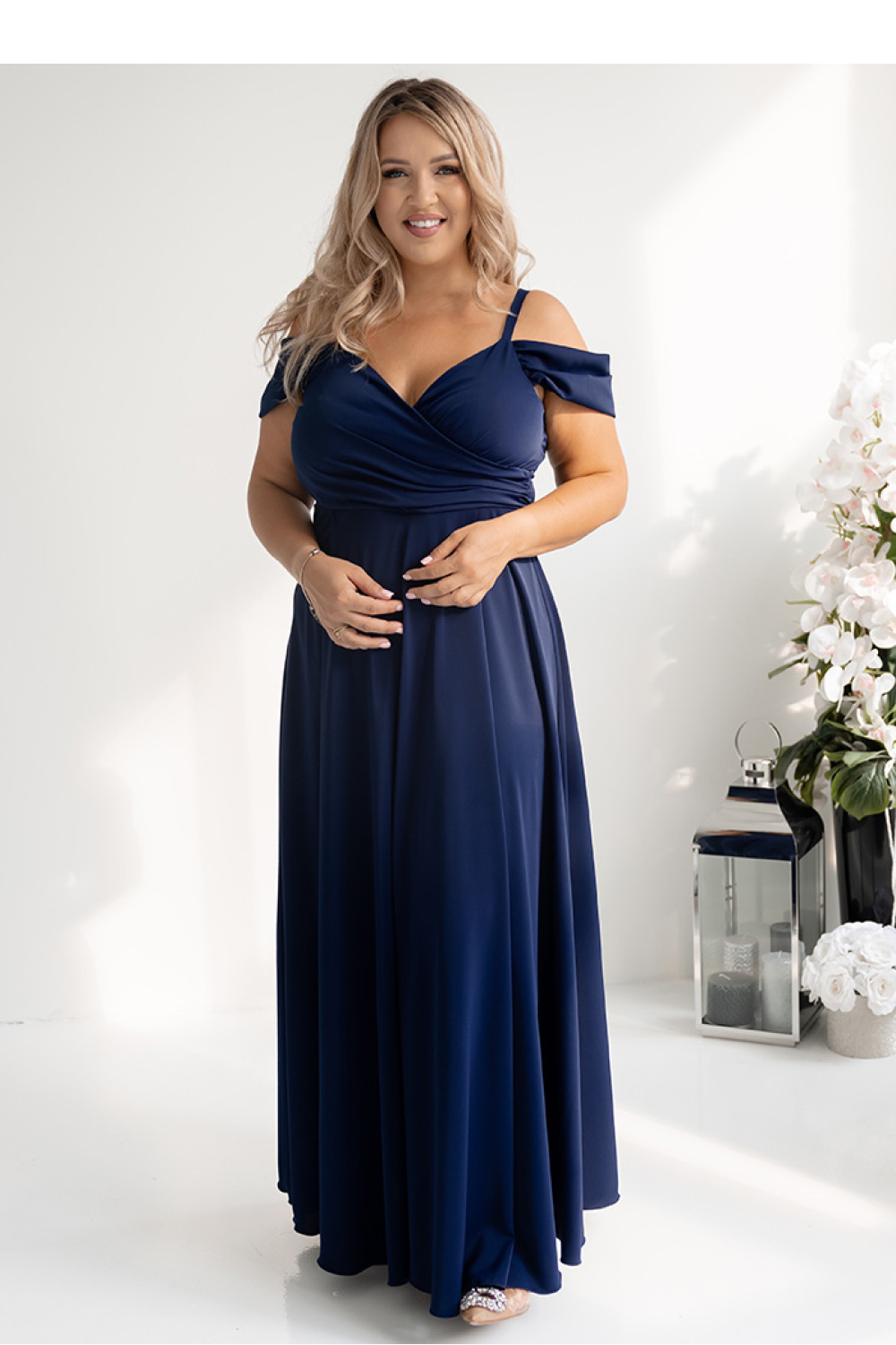 1065544 Long dress model 208857 With You