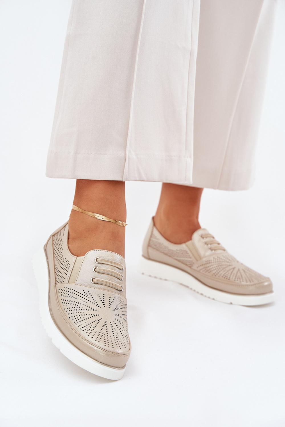 1067900 Half shoes model 209820 Step in style