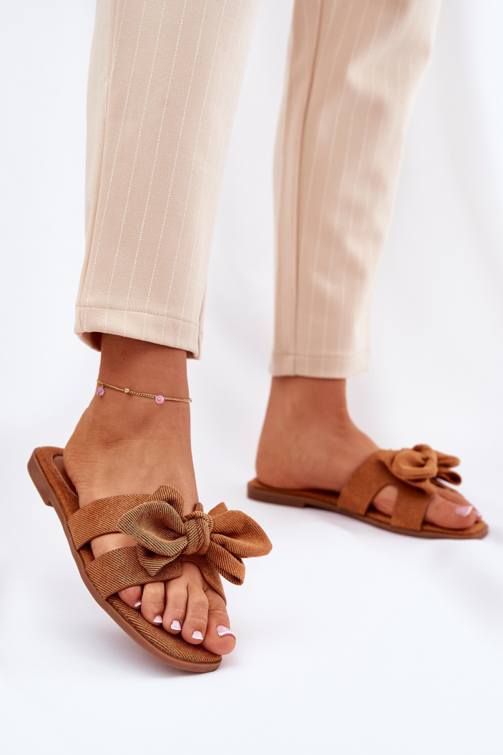 1068396 Flip-flops model 209934 Step in style