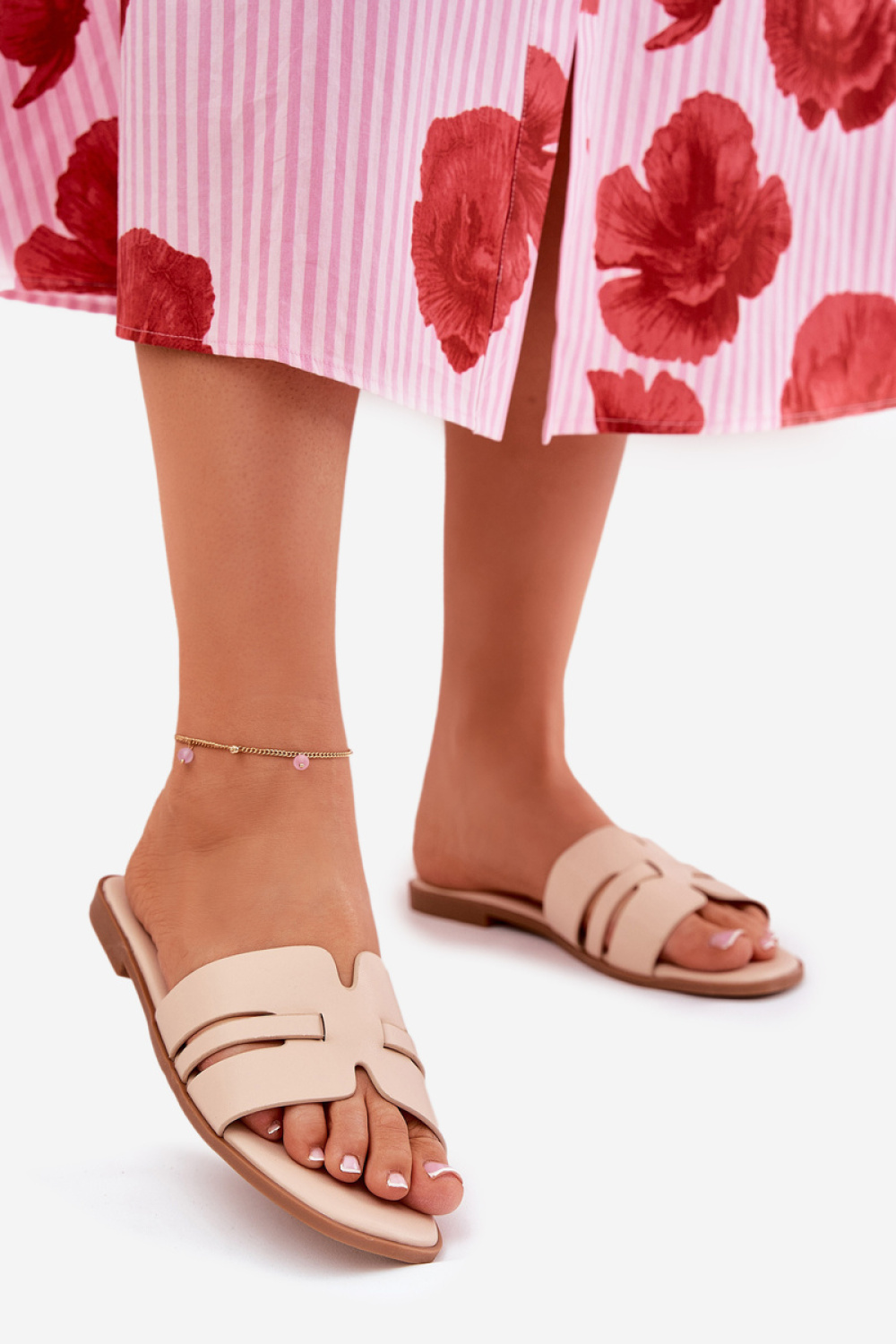 1068489 Flip-flops model 209965 Step in style