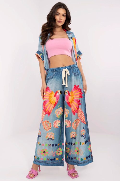 1068677 Women trousers model 210030 Italy Moda