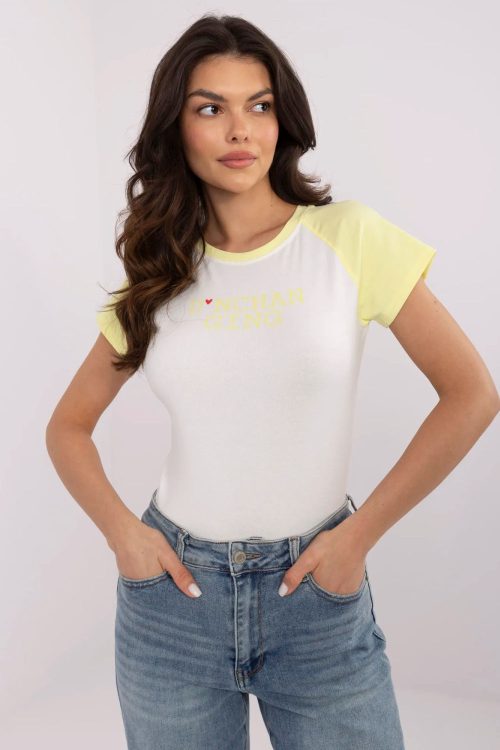 1068951 T-shirt model 210116 NM