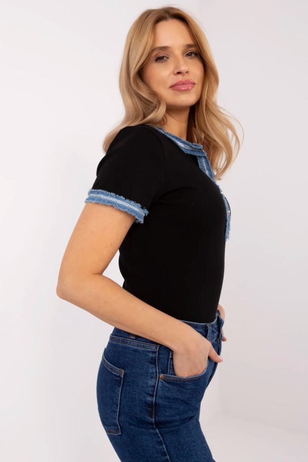 Blouse model 210128 NM