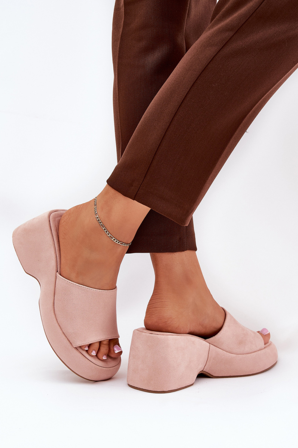 1069122 Flip-flops model 210173 Step in style