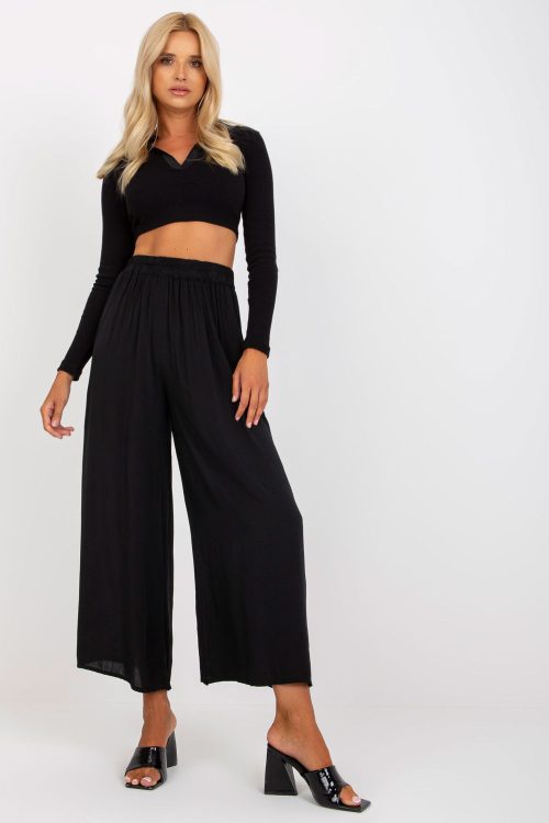 1071095 Women trousers model 210679 Och Bella