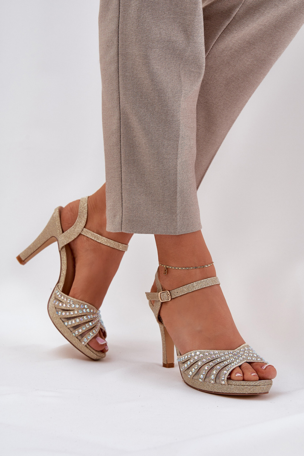 1071147 Heel sandals model 210697 Step in style