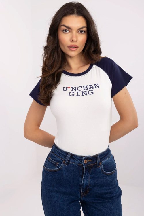 1071680 T-shirt model 210878 NM