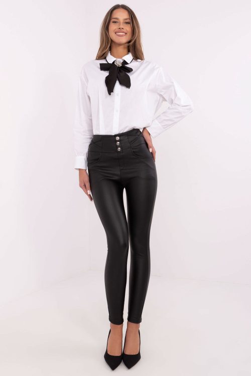 1072623 Women trousers model 211187 NM