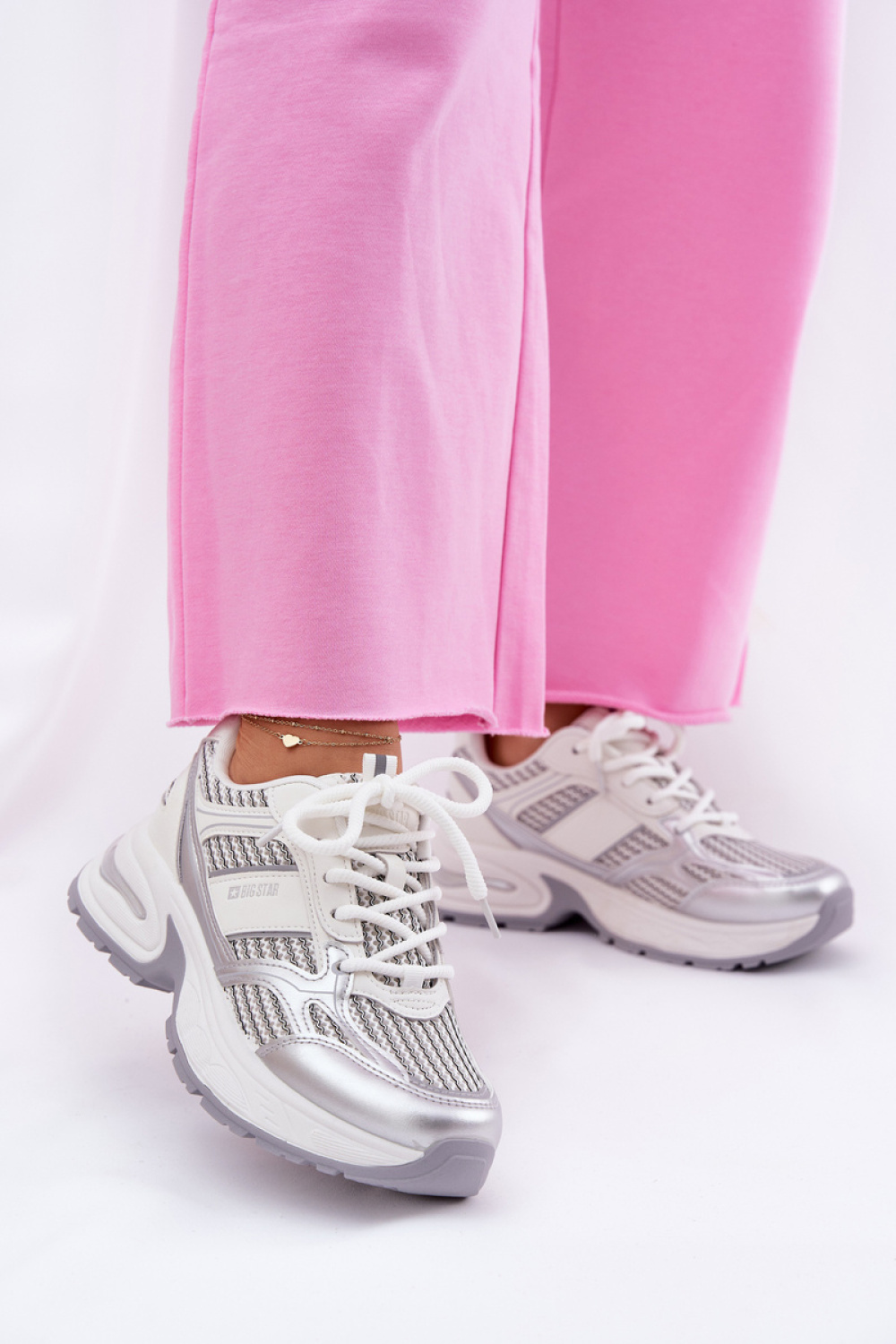1073070 Sport Shoes model 211333 Step in style