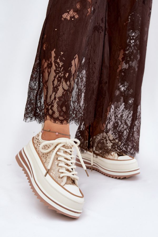 Sneakers model 211353 Step in style