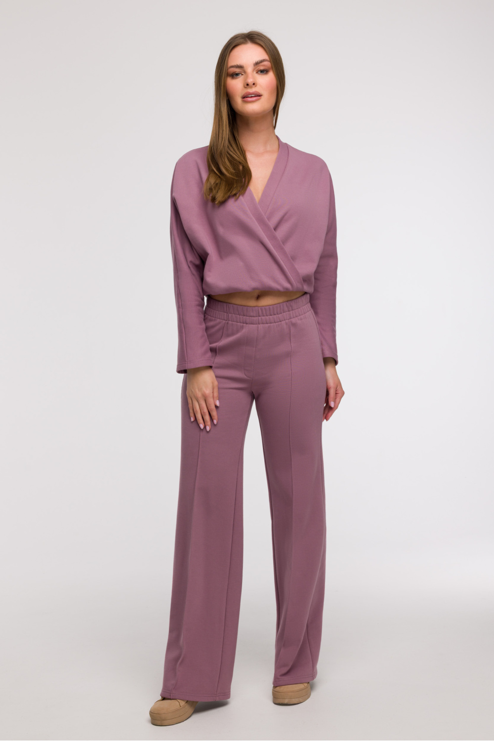 1073608 Tracksuit trousers model 211507 BeWear