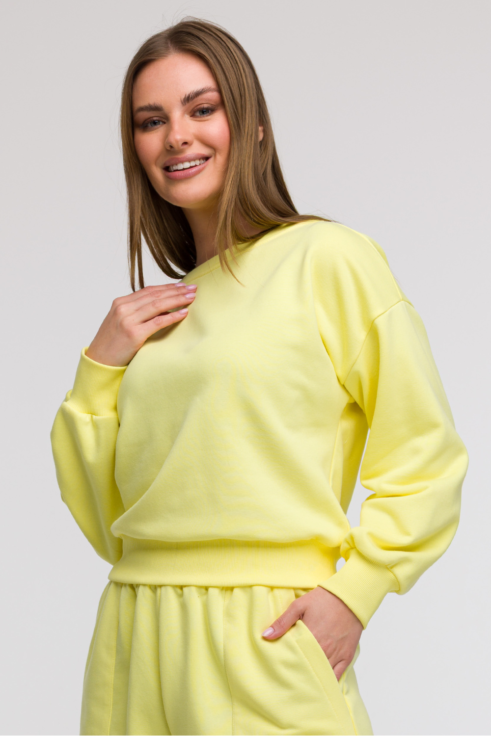 Sweatshirt model 211529 BeWear